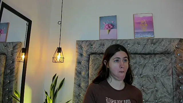 Snapshot of sweet_abby1 chatting on 03/11/25, 12:06 sweet abby1 online show from 03/11/25, 12:06