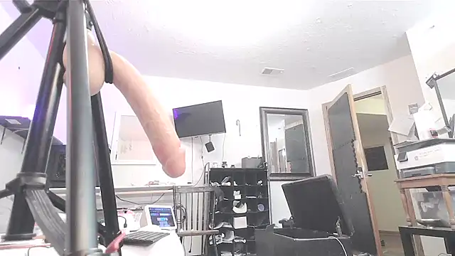 Snapshot of sissytrapdolly24 chatting on 02/19/25, 07:39 sissytrapdolly24 online show from 02/19/25, 07:39