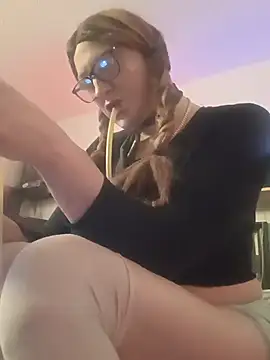 sissytrapdolly24 online show from 07/10/26, 06:21