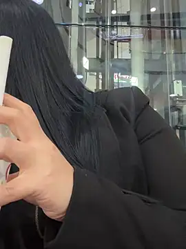 Snapshot of Sara_luna_ chatting on 03/18/25, 11:20 Sara luna  online show from 03/18/25, 11:20