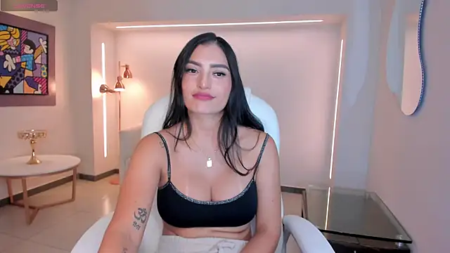 Snapshot of AbbyDalton chatting on 02/13/25, 01:37 AbbyDalton online show from 02/13/25, 01:37