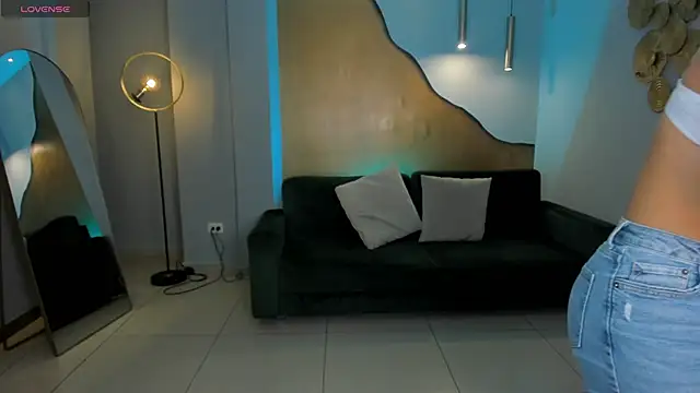 Snapshot of AbbyDalton chatting on 09/26/25, 05:28 AbbyDalton online show from 09/26/25, 05:28