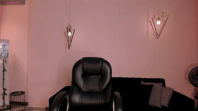 Snapshot of AbbyDalton chatting on 11/20/25, 06:18 AbbyDalton online show from 11/20/25, 06:18