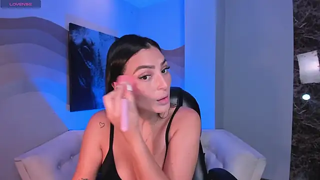 Snapshot of AbbyDalton chatting on 12/15/25, 06:23 AbbyDalton online show from 12/15/25, 06:23