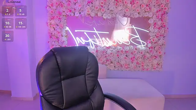 LucianaMillerX online show from 12/21/24, 03:36