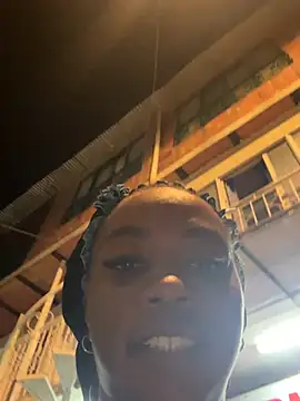 Snapshot of CiaraEbony chatting on 04/17/26, 11:52 CiaraEbony online show from 04/17/26, 11:52