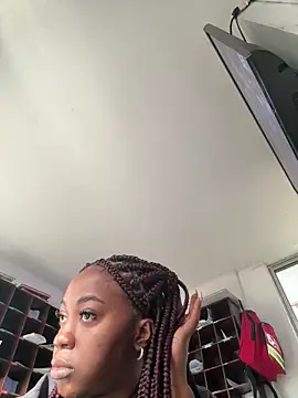 Snapshot of CiaraEbony chatting on 06/29/26, 12:27 CiaraEbony online show from 06/29/26, 12:27