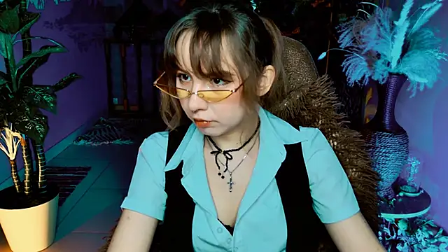 JasmineMilko online show from 03/07/26, 05:04