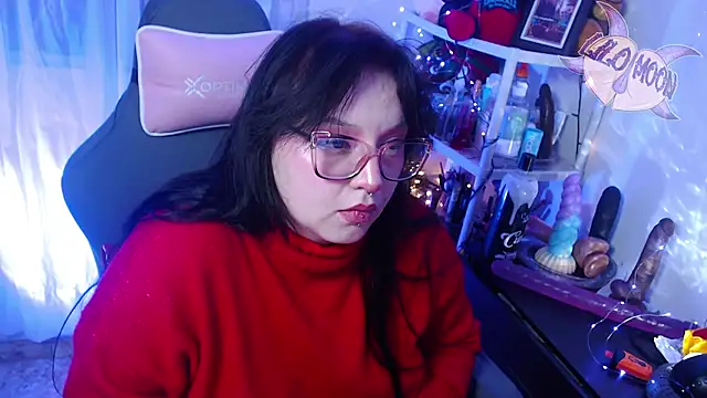 Snapshot of LiloMoon69 chatting on 02/05/25, 06:56 LiloMoon69 online show from 02/05/25, 06:56