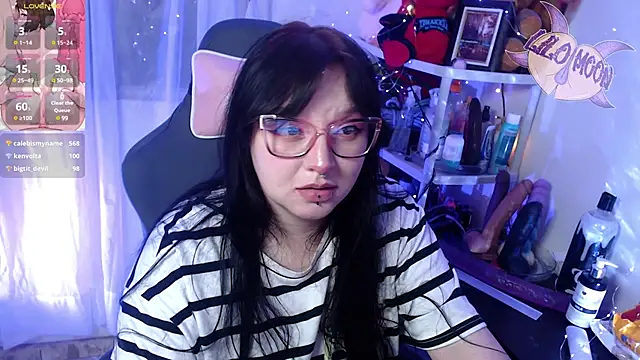 Snapshot of LiloMoon69 chatting on 02/09/25, 06:11 LiloMoon69 online show from 02/09/25, 06:11