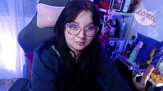 Snapshot of LiloMoon69 chatting on 02/17/25, 06:20 LiloMoon69 online show from 02/17/25, 06:20