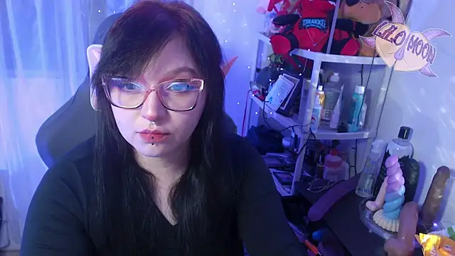 Snapshot of LiloMoon69 chatting on 02/27/25, 04:20 LiloMoon69 online show from 02/27/25, 04:20