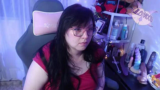 Snapshot of LiloMoon69 chatting on 02/28/25, 07:26 LiloMoon69 online show from 02/28/25, 07:26