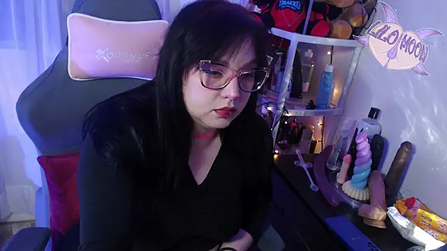 Snapshot of LiloMoon69 chatting on 03/01/25, 03:53 LiloMoon69 online show from 03/01/25, 03:53