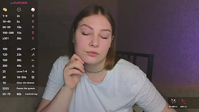 Snapshot of Catherine_River chatting on 12/13/24, 12:17 Catherine River online show from 12/13/24, 12:17