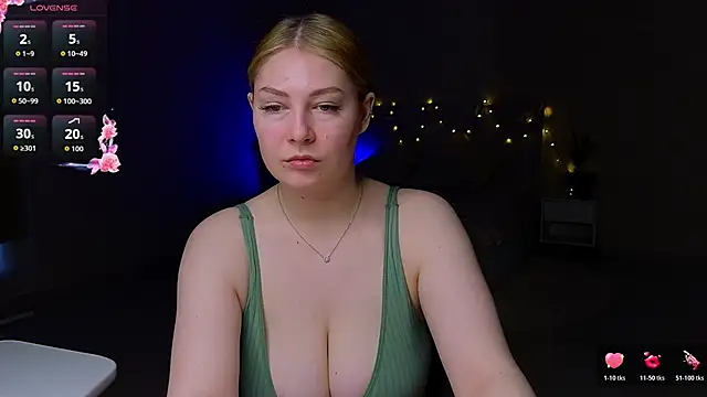 Snapshot of Catherine_River chatting on 05/03/26, 03:51 Catherine River online show from 05/03/26, 03:51