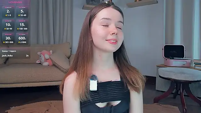 DominikaElis online show from 04/20/26, 07:59