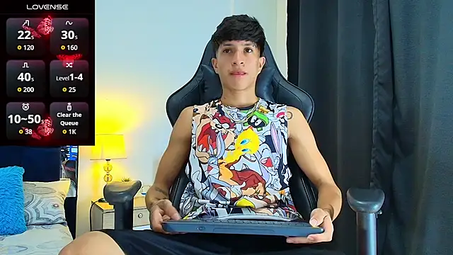 Snapshot of _CamiloBass chatting on 07/17/26, 12:39 CamiloBass online show from 07/17/26, 12:39