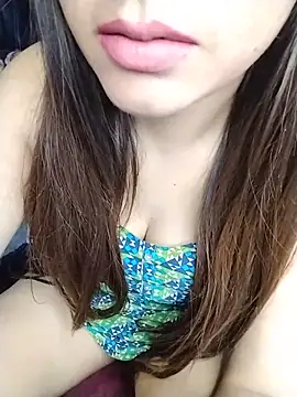 Snapshot of sexylaya2 chatting on 06/17/26, 07:22 sexylaya2 online show from 06/17/26, 07:22