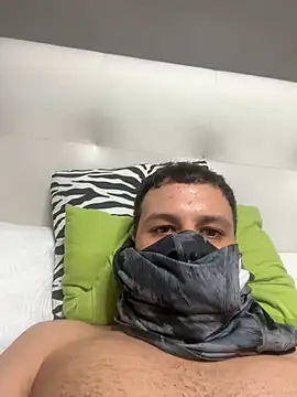 Snapshot of yayaya55598 chatting on 01/10/25, 08:48 yayaya55598 online show from 01/10/25, 08:48