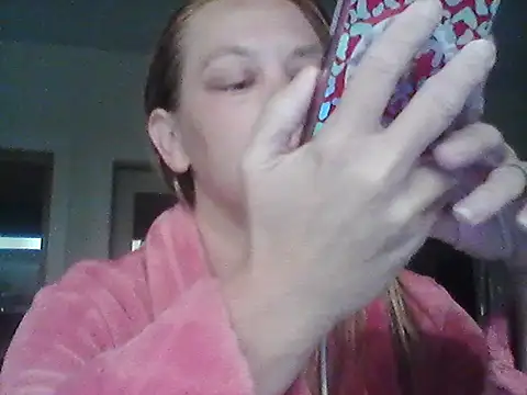 Snapshot of burrkitty chatting on 09/29/25, 03:00 burrkitty online show from 09/29/25, 03:00