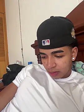 JoanG10 online show from 04/19/26, 03:55