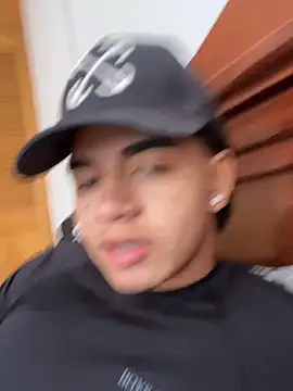 JoanG10 online show from 04/20/26, 03:04