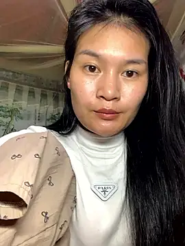 Snapshot of Zeni_fer chatting on 12/03/24, 12:27 Zeni fer online show from 12/03/24, 12:27