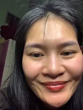 Snapshot of Zeni_fer chatting on 03/12/25, 04:13 Zeni fer online show from 03/12/25, 04:13