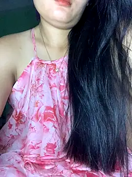 Snapshot of Zeni_fer chatting on 09/28/25, 04:34 Zeni fer online show from 09/28/25, 04:34