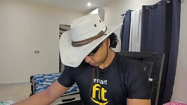 Snapshot of johan_beley_ chatting on 01/26/25, 12:26 johan beley online show from 01/26/25, 12:26