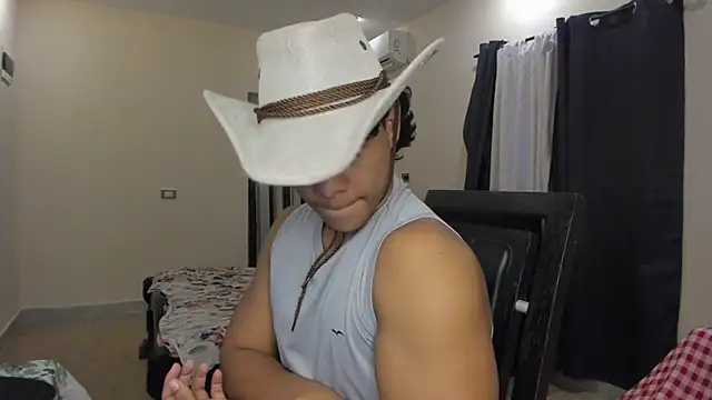 Snapshot of johan_beley_ chatting on 02/18/25, 08:58 johan beley online show from 02/18/25, 08:58