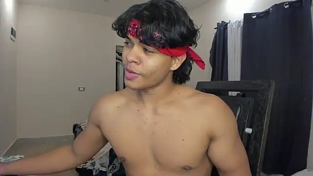 Snapshot of johan_beley_ chatting on 02/24/25, 09:20 johan beley online show from 02/24/25, 09:20