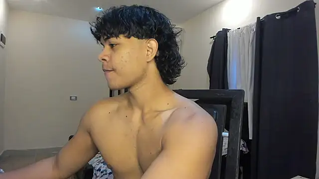 Snapshot of johan_beley_ chatting on 02/28/25, 03:15 johan beley online show from 02/28/25, 03:15