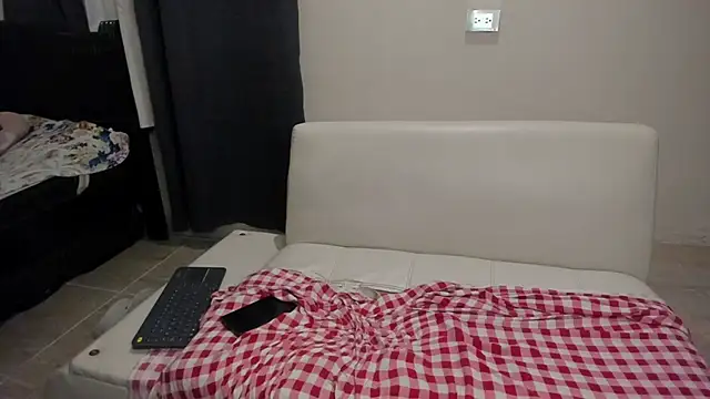 Snapshot of johan_beley_ chatting on 03/02/25, 07:56 johan beley online show from 03/02/25, 07:56