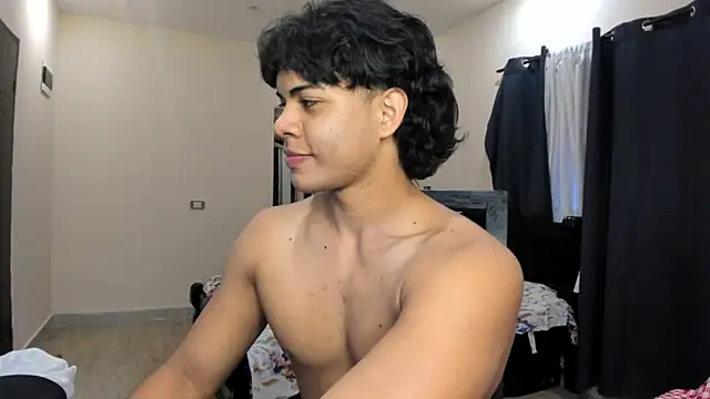 Snapshot of johan_beley_ chatting on 03/11/25, 02:07 johan beley online show from 03/11/25, 02:07