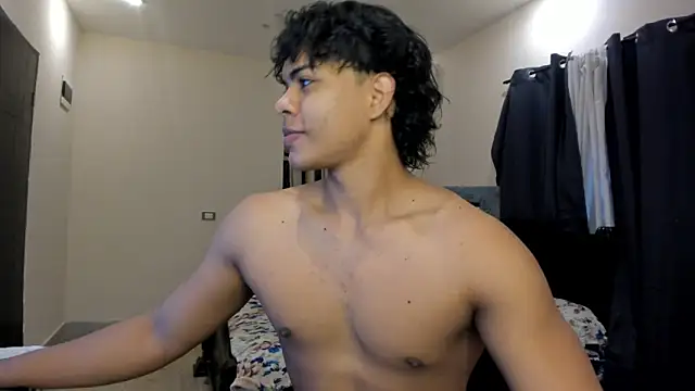 Snapshot of johan_beley_ chatting on 03/19/25, 02:02 johan beley online show from 03/19/25, 02:02