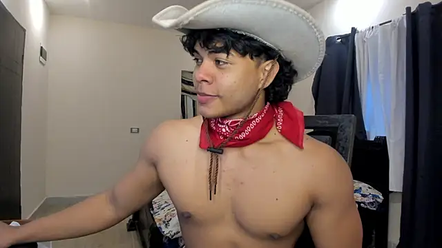 Snapshot of johan_beley_ chatting on 03/22/25, 02:36 johan beley online show from 03/22/25, 02:36