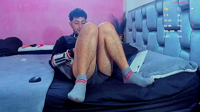 Piggy Eddy online show from 03/05/25, 12:44