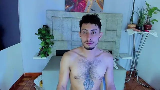 Piggy Eddy online show from 10/17/25, 08:11