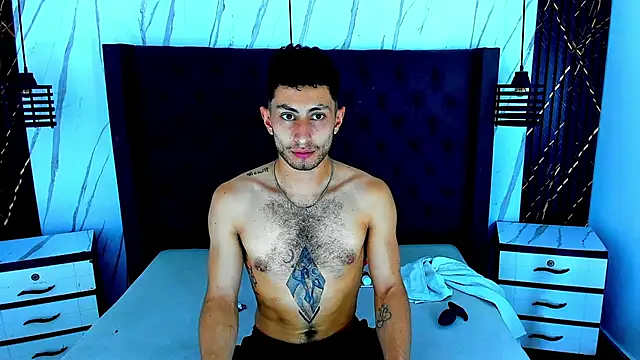 Piggy Eddy online show from 11/10/25, 08:19