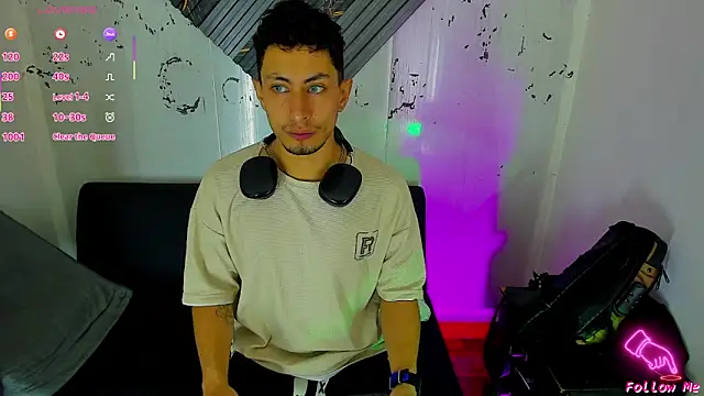 Piggy Eddy online show from 11/21/25, 12:48