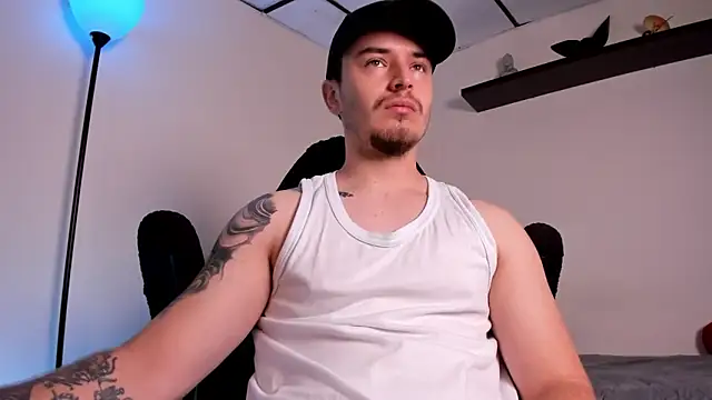 james connor2 online show from 02/01/26, 03:21