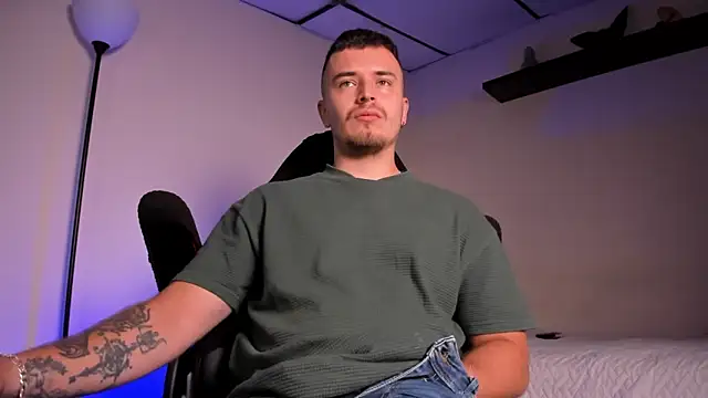 james connor2 online show from 03/08/26, 06:44