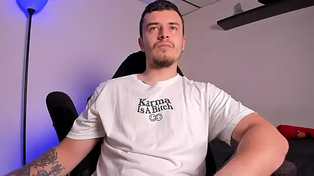 james connor2 online show from 03/30/26, 06:53