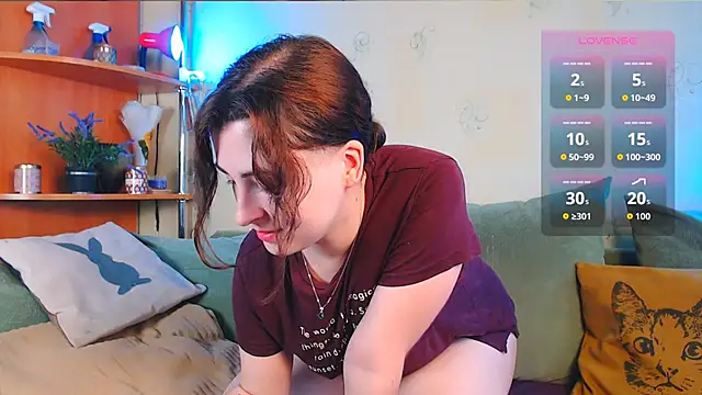 Snapshot of Caroline1995 chatting on 10/13/25, 07:19 Caroline1995 online show from 10/13/25, 07:19