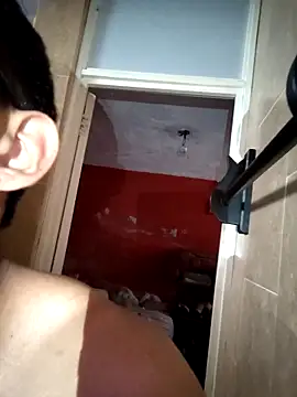 Snapshot of VL25DN26 chatting on 11/01/25, 09:28 VL25DN26 online show from 11/01/25, 09:28