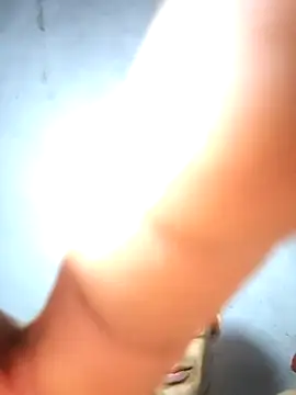 Snapshot of VL25DN26 chatting on 12/03/25, 12:18 VL25DN26 online show from 12/03/25, 12:18