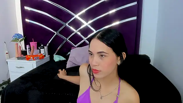 Snapshot of MaiteHT chatting on 01/12/25, 08:25 MaiteHT online show from 01/12/25, 08:25