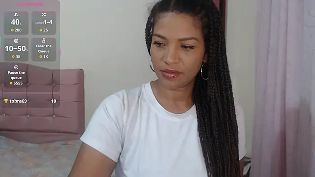 makennaa  online show from 02/02/26, 10:47